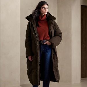 Banana Republic Lowri Down Puffer Coat in Cacao Brown